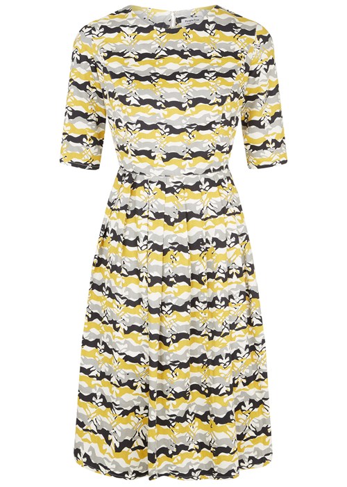 karen-horse-print-flared-dress-5bd60a821331