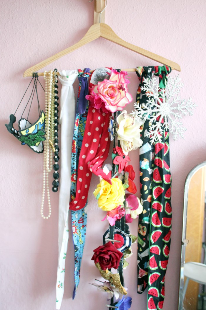 Scarf Storage Idea