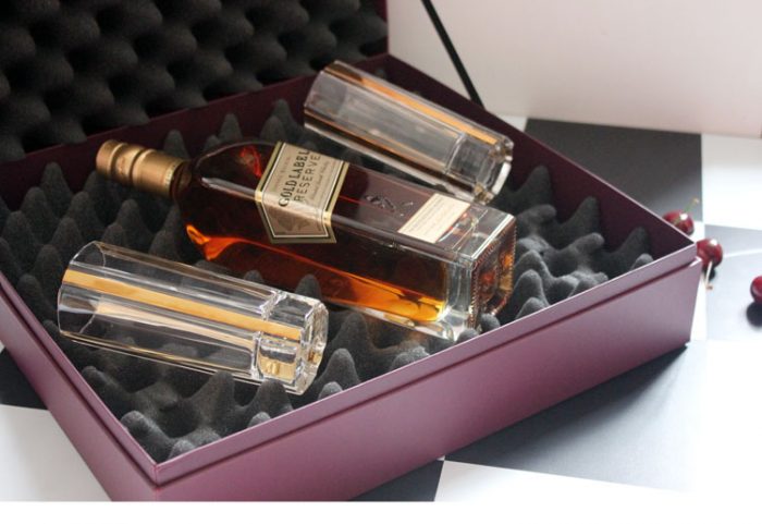 Johnny Walker Gold Label Luxury Gift Set