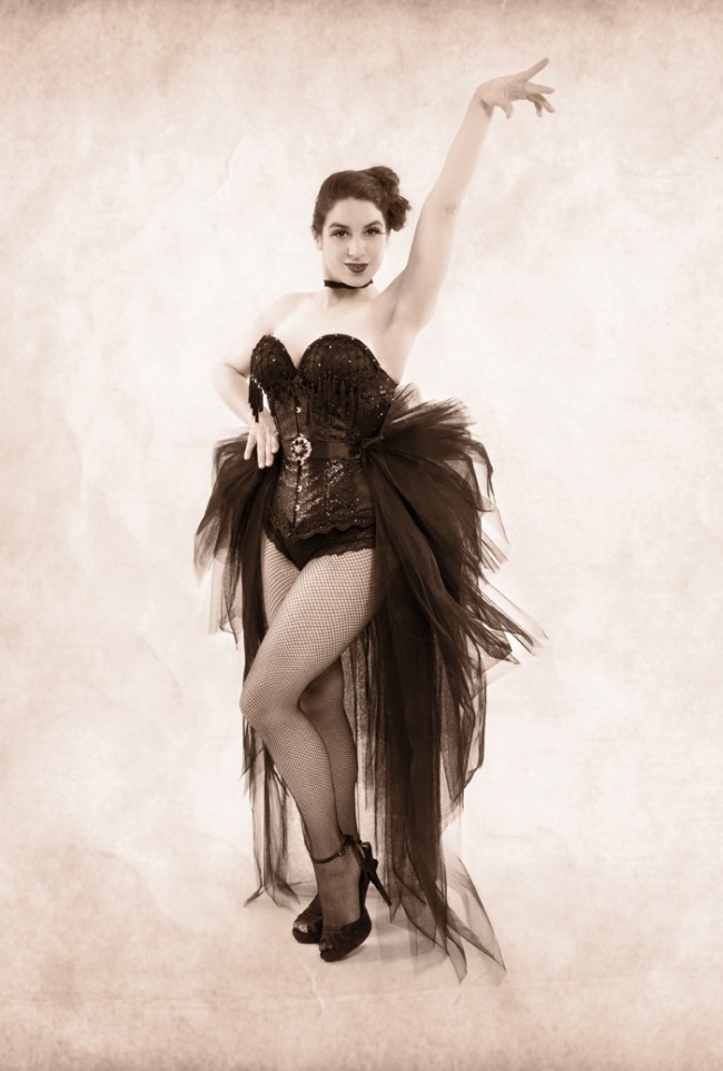 Natalya Umanska, costume by Kirsteen Ross, image by Angela Adams