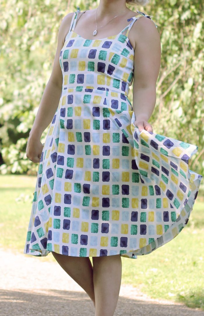 50s Style Full Skirt Summer Dress