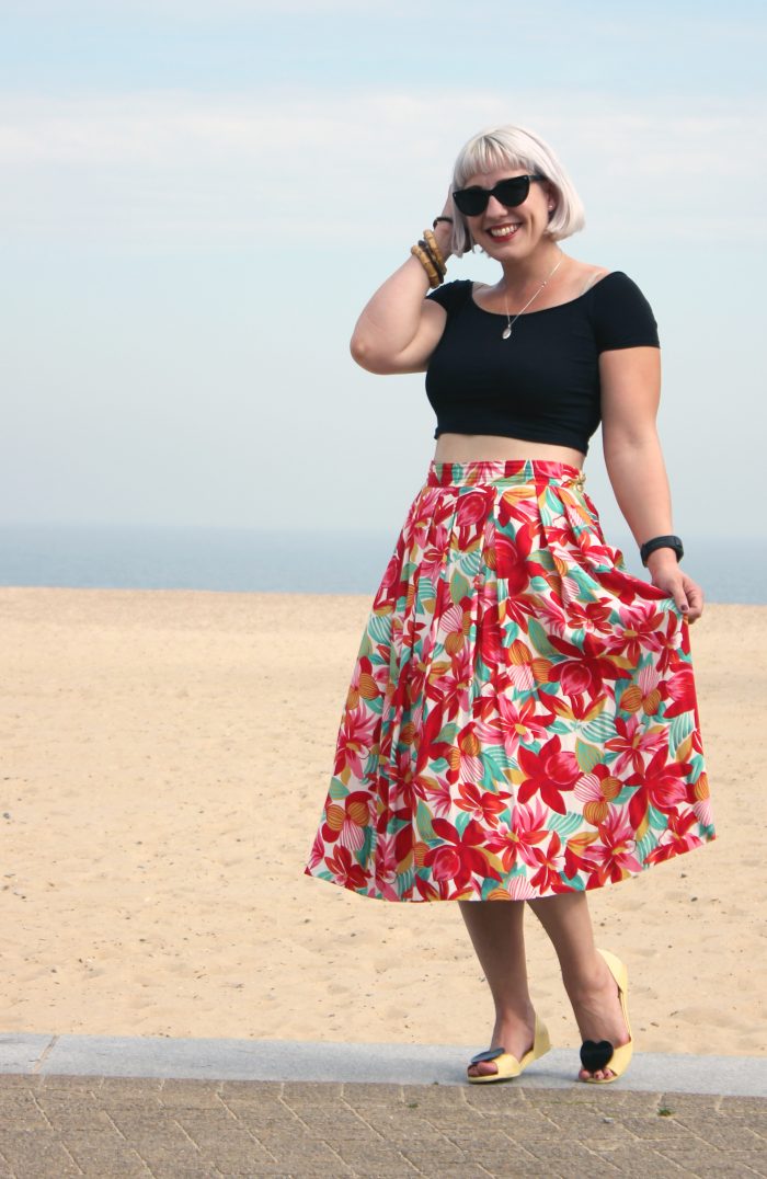 floral-skirt-and-crop-top