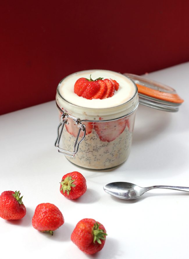 strawberries and cream overnight oats